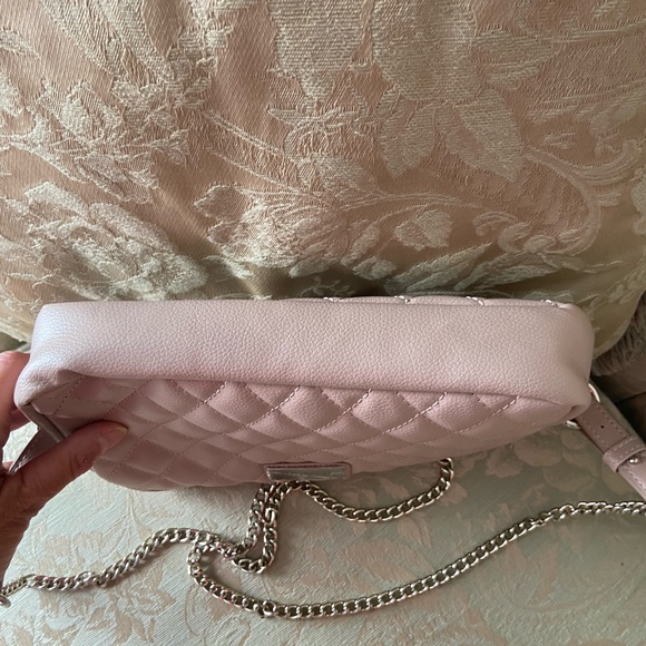 Bella Russo beige crossbody/shoulder bag with chain - Picture 6 of 12